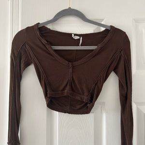 urban outfitters brown crop top (also have in white)